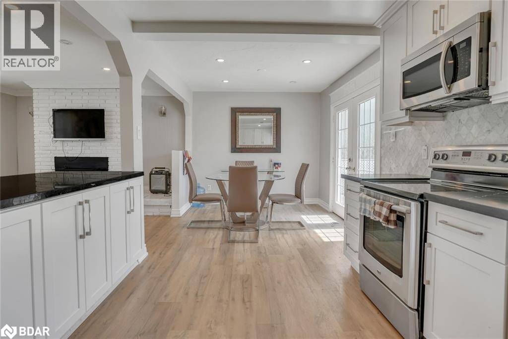 Innisfil, ON L9S1T6,1015 WESTMOUNT Avenue