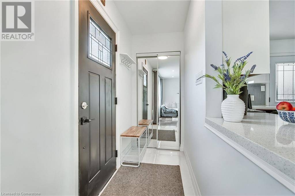 Hamilton, ON L8V4N7,50 LAMBERT Street