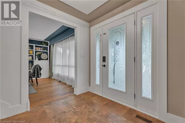 Hamilton, ON L9C1G4,316 FENNELL Avenue W