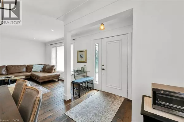 Dundas, ON L9H1J1,28 MARION Crescent