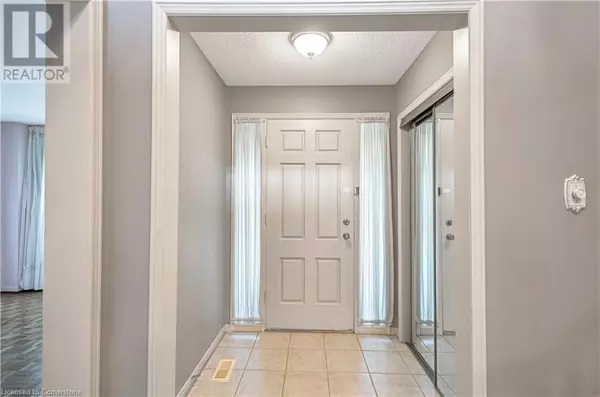 Mississauga, ON L5M3C8,2138 THE CHASE