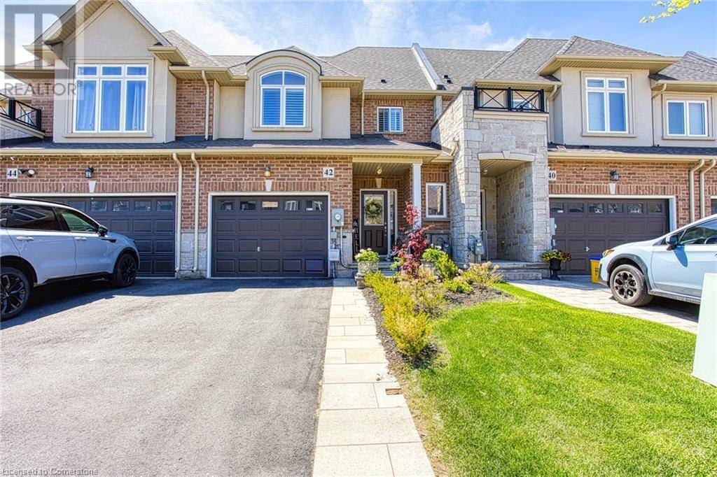 42 PINOT Crescent, Stoney Creek, ON L8E0J8