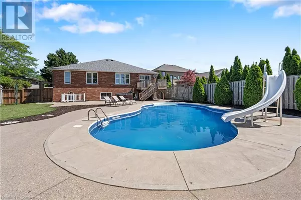 Smithville, ON L0R2A0,138 ROCK Street