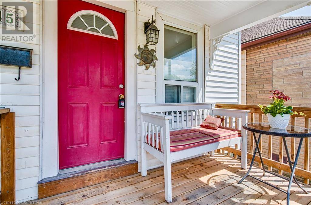 Hamilton, ON L8H2T8,145 NEWLANDS Avenue