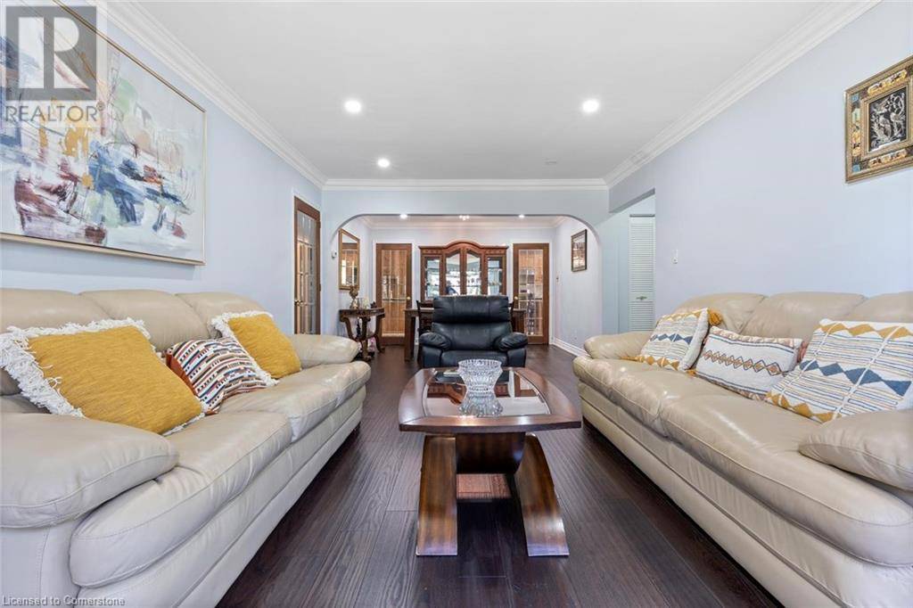 Brampton, ON L6W1C2,15 LOCKTON Crescent