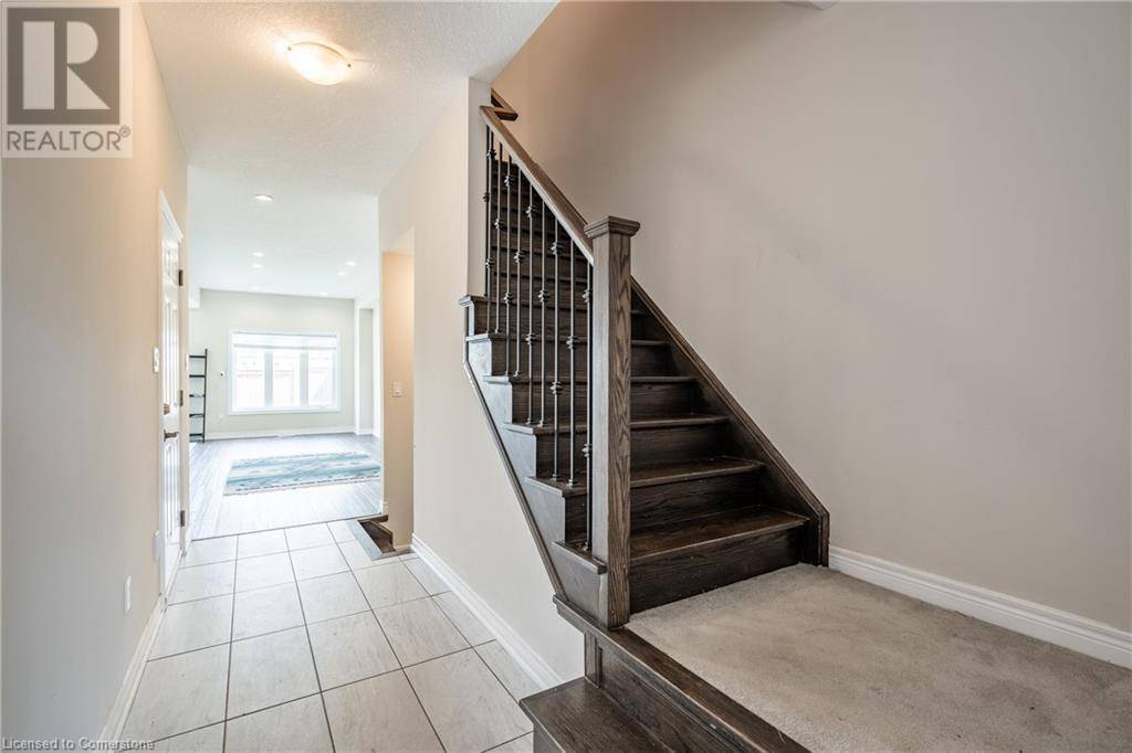 Stoney Creek, ON L8E0J4,98 SHOREVIEW PL #40