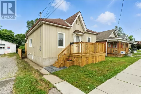 34 NORTH PARK Street, Brantford, ON N3R4J6