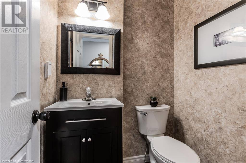 Burlington, ON L7M4H6,2022 ATKINSON DR #10