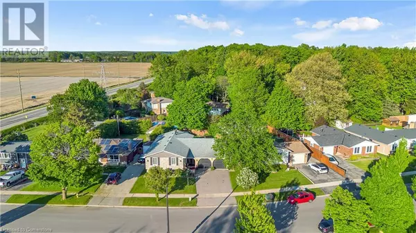 Brantford, ON N3R6P5,18 OLD FARM Road