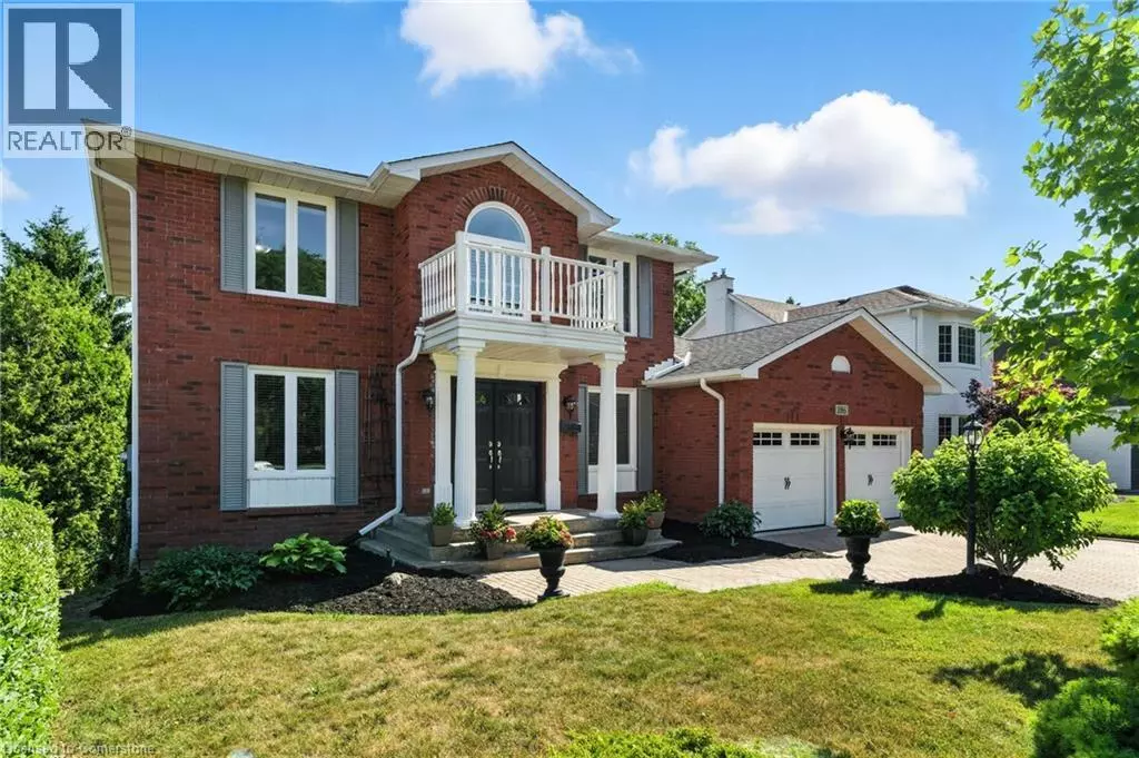 Ancaster, ON L9G1J1,286 LLOYMINN Avenue