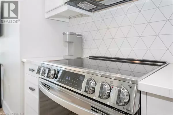 Kitchener, ON N2G1C7,5 WELLINGTON ST South #1403