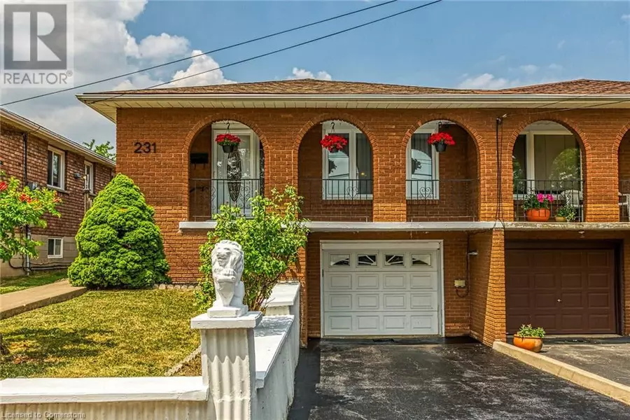 231 GREEN Road, Stoney Creek, ON L8E3J5