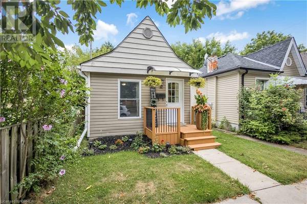 Brantford, ON N3S5B4,143 CAMPBELL Street