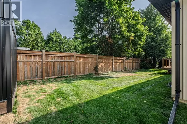 Waterford, ON N0E1Y0,51 BROWN Street W