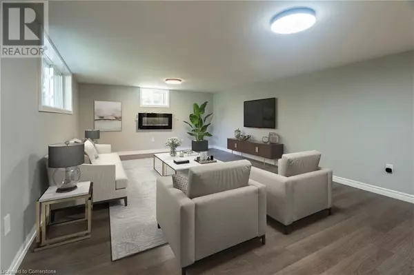 Kitchener, ON N2C1L9,104 BONIFACE Avenue