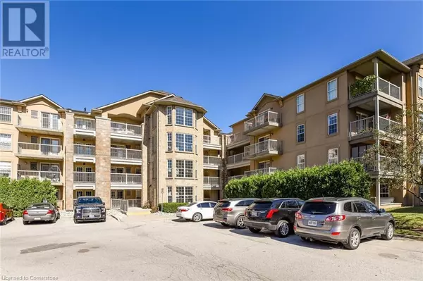 1460 BISHOPS Gate #201, Oakville, ON L6M4N5