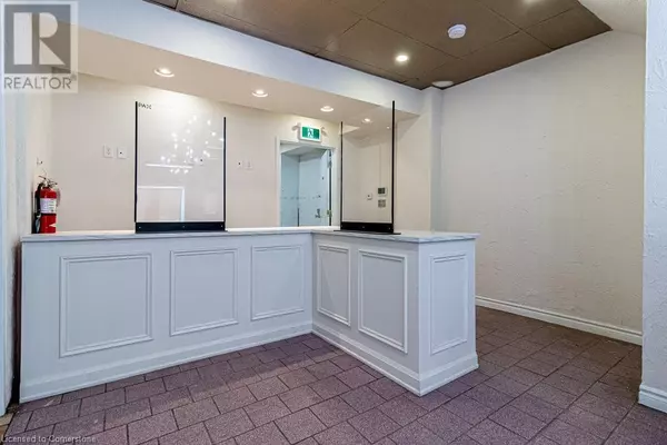 Hamilton, ON L8P1A9,246-248 KING Street W