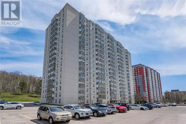35 GREEN VALLEY DR #402, Kitchener, ON N2P2A5