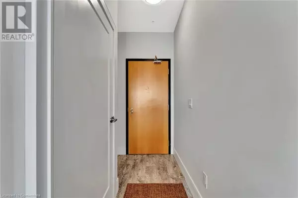 Kitchener, ON N2H0C2,15 PRINCE ALBERT BLVD #601
