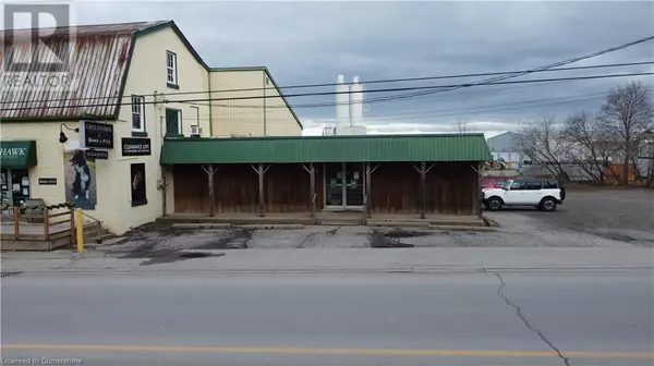 Beamsville, ON L0R1B6,4839 KING ST #B
