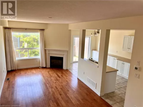 Grimsby, ON L3M0G1,8 LAKELAWN RD #3