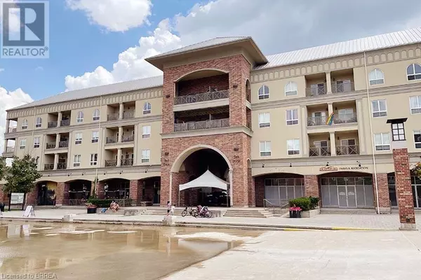 Brantford, ON N3T2G6,150 COLBORNE ST #208