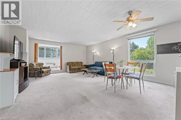 9 AJAX ST #204, Guelph, ON N1H2A9