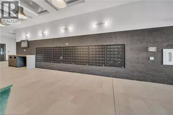 Kitchener, ON N2G1E5,741 KING ST West #906