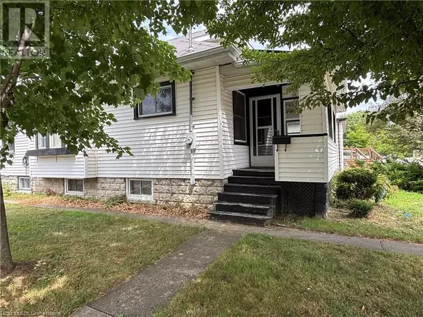 9 GRANTHAM Avenue S, St. Catharines, ON L2P3B3