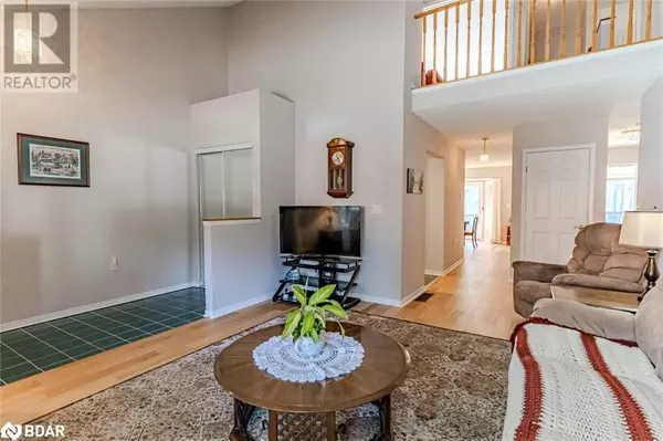 Orillia, ON L3V7T9,40 MUSEUM DR #402