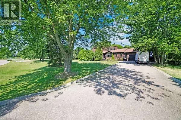 Freelton, ON L8B0Z6,11 WENEIL Drive