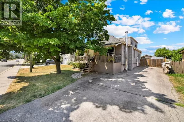 Stoney Creek, ON L8E2E9,47 WORSLEY Road