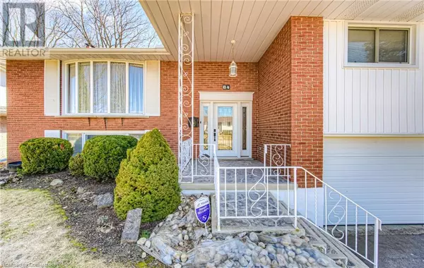Waterloo, ON N2L2P9,84 RIDGEVIEW Crescent