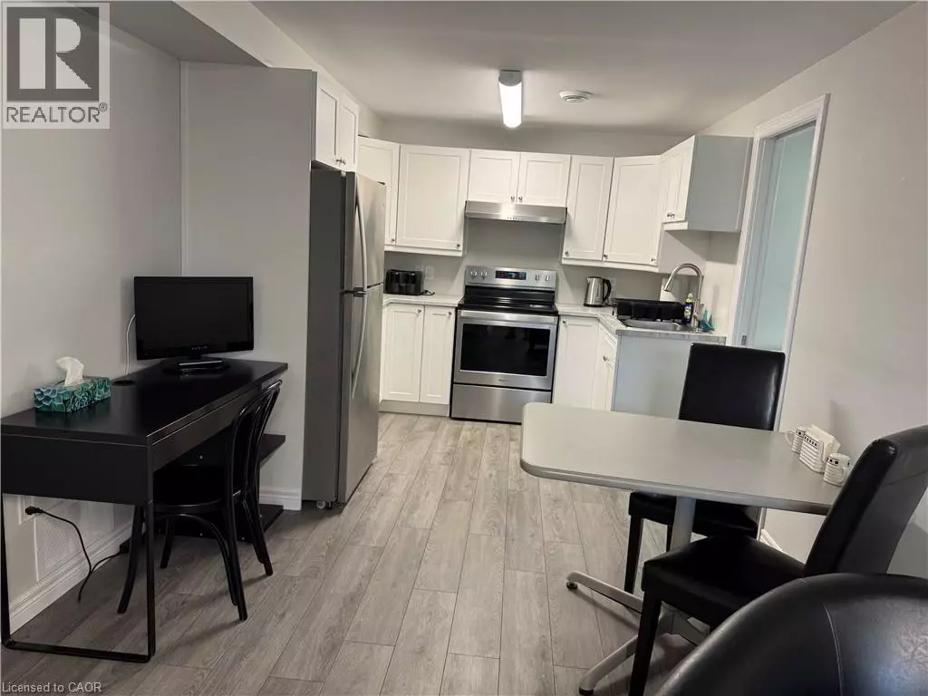 Port Dover, ON N0A1N2,909 CONC 5 WOODHOUSE Road