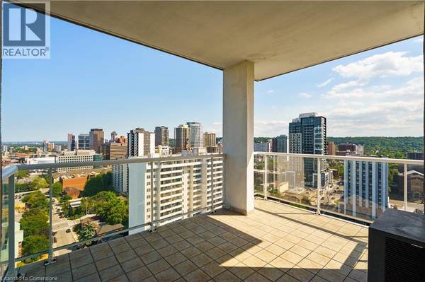 Hamilton, ON L8R3J3,75 QUEEN ST North #2203