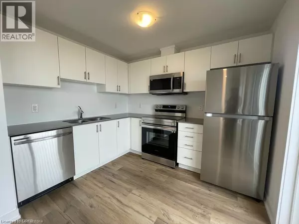 Niagara Falls, ON L2E4N2,4263 FOURTH AVE #424