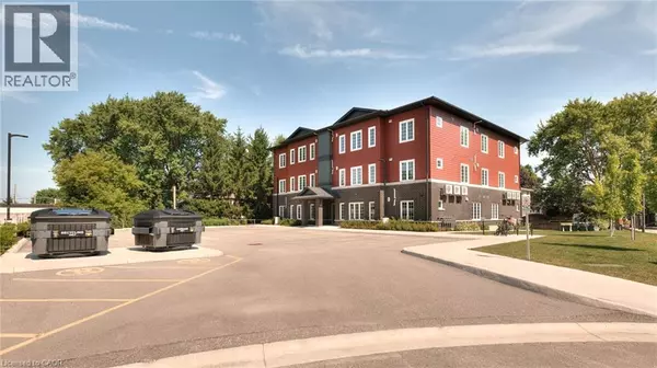 Milverton, ON N0K1M0,33 MURRAY CT #2