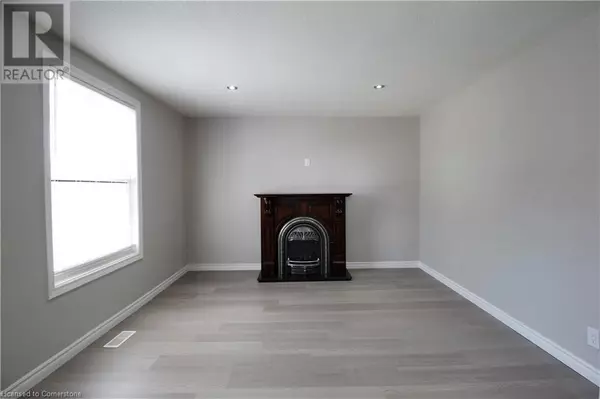 Kitchener, ON N2G3M6,138 MADISON Avenue S