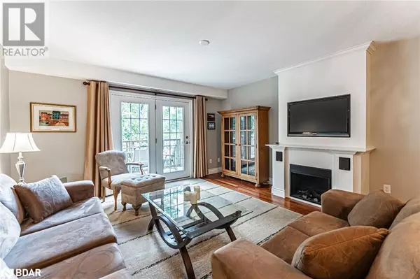 Barrie, ON L4M2G9,222 STEEL ST #7