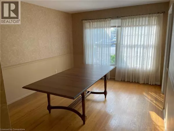 Hamilton, ON L8K5G6,30 LANSCOTT Place