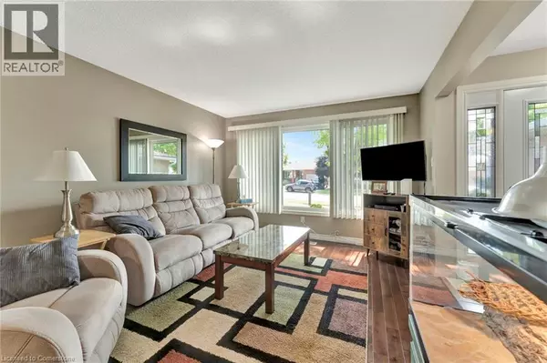 Cambridge, ON N1R2L6,375 ELLIOTT Street