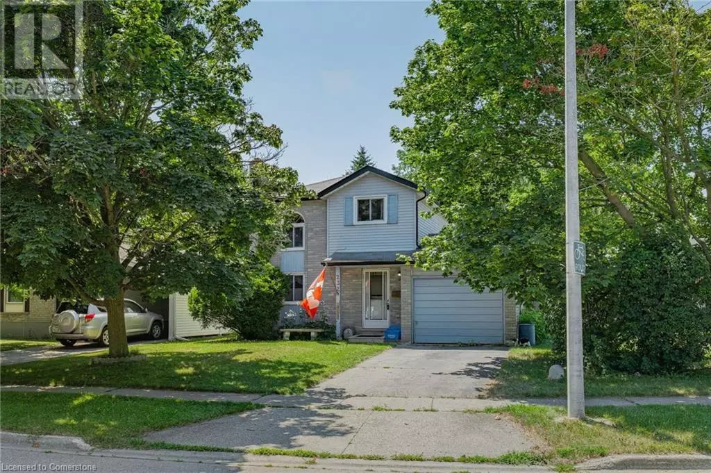 Cambridge, ON N1R3R3,232 SEKURA Street