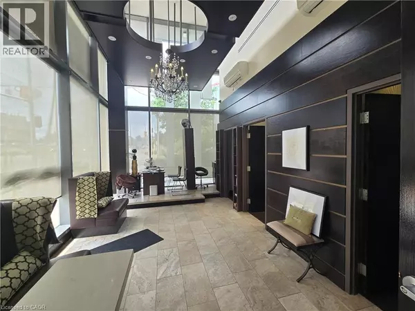 Mississauga, ON L5B2N5,4033 HURONTARIO ST #1