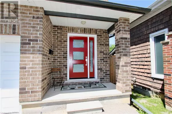 Brantford, ON N3T1H7,47 RICHARDSON Street