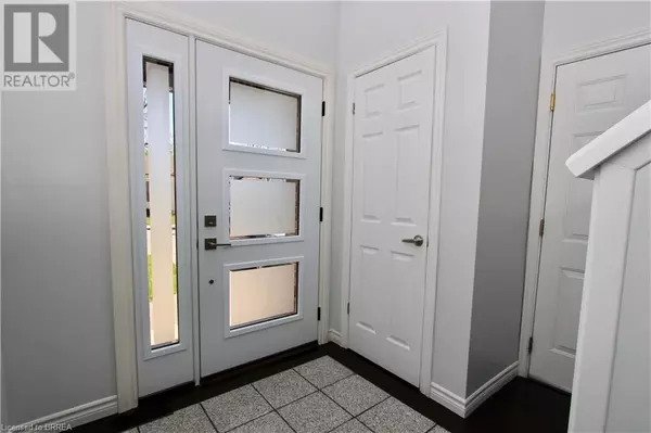 Brantford, ON N3T1H7,47 RICHARDSON Street