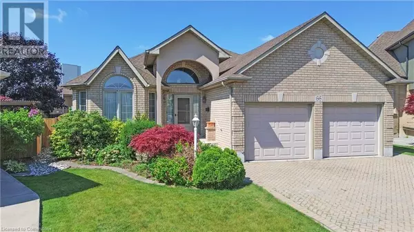 66 CHELMSFORD Place, Hamilton, ON L8H7T3