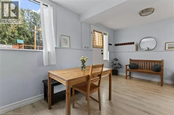 Woodstock, ON N4S4S2,972 WARWICK Street