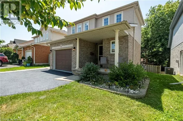 Cambridge, ON N1R8K6,24 CASTLEWOOD Place