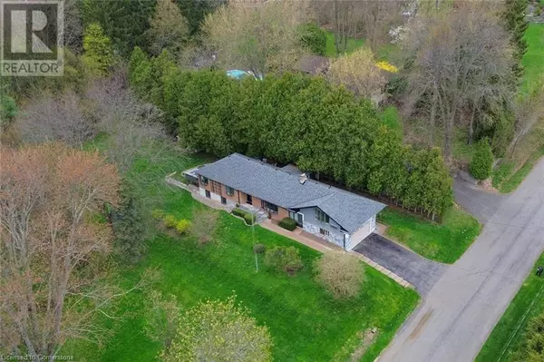 Dundas, ON L9H5A5,4 SUN Avenue