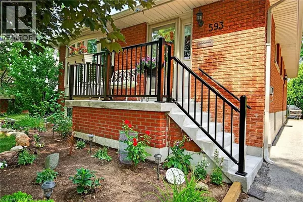 Burlington, ON L7N3E4,593 BRAEMORE Road